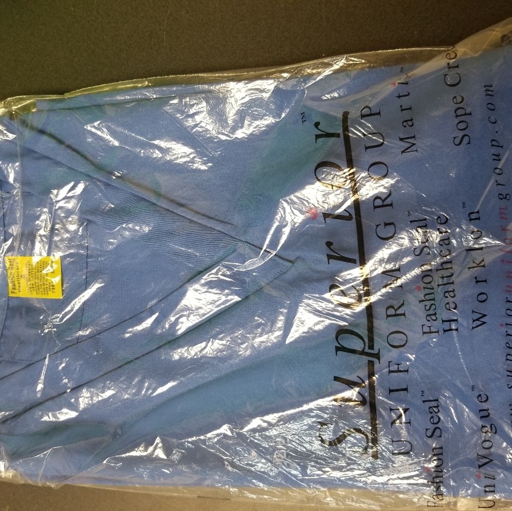 Shirt - Picture 3 of 3